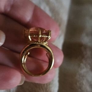 Elegant Gold-Tone Women's Jewelry